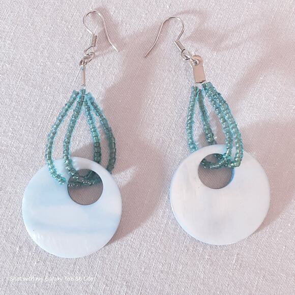 60s Style Dangle Drop Earrings Poweder Blue Iridescent Discs On Seed Bead Loops - Picture 5 of 6